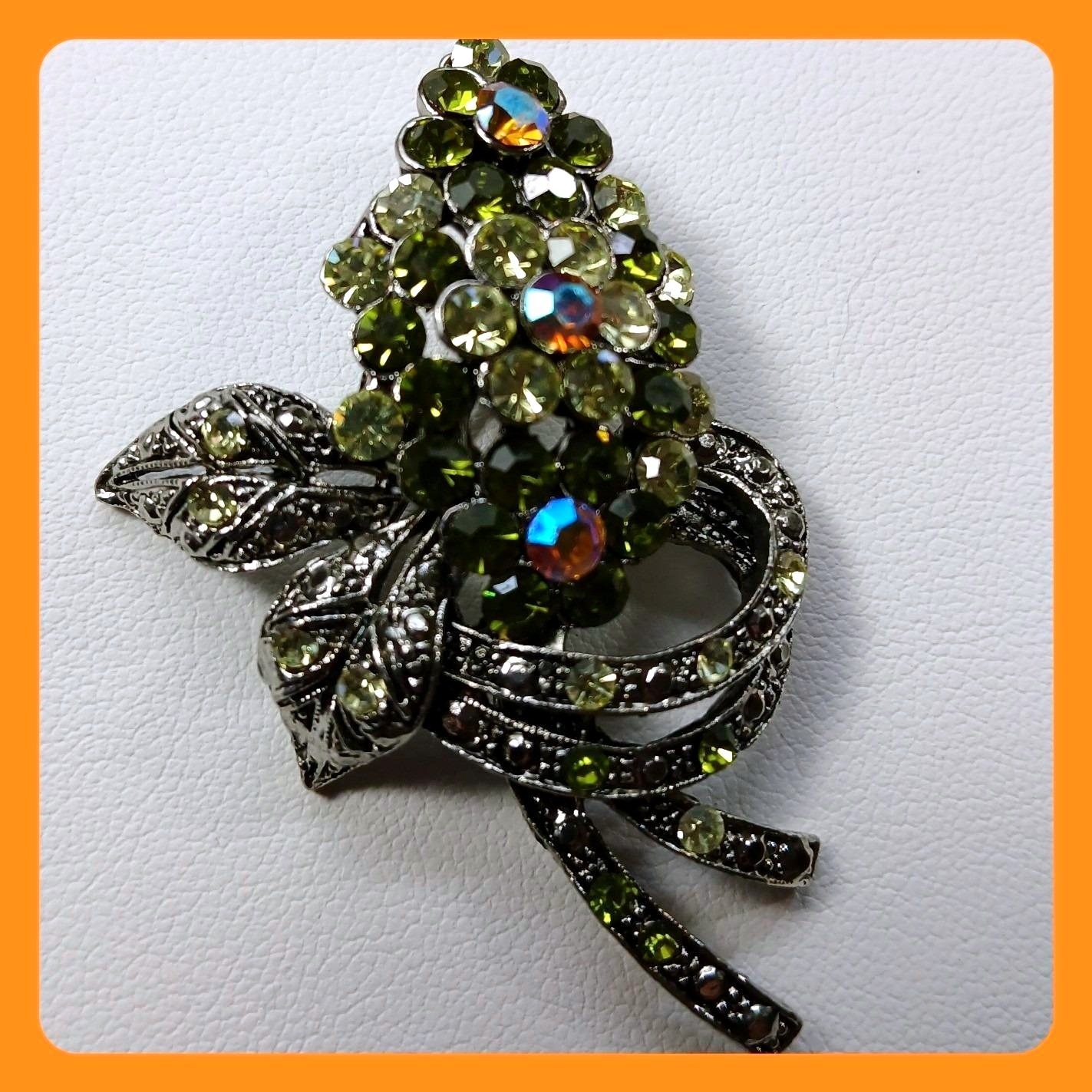 Vintage 1990s Green Rhinestone Floral Brooch Silver Tone Bridal Suit Pin 2 Inch